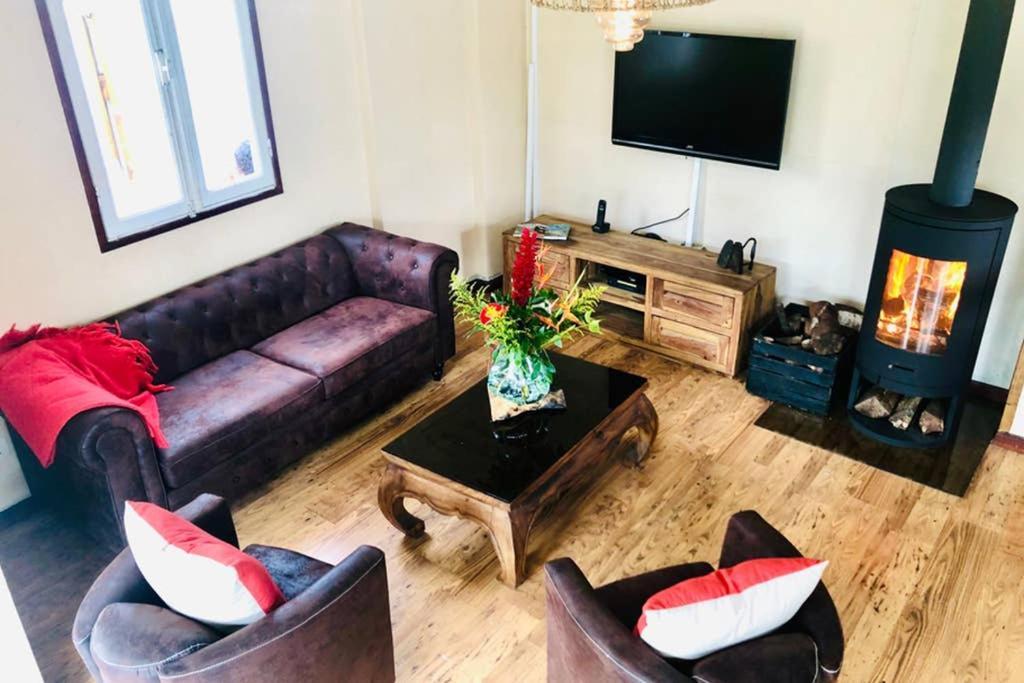 Villa Maesan لو تامبون المظهر الخارجي الصورة